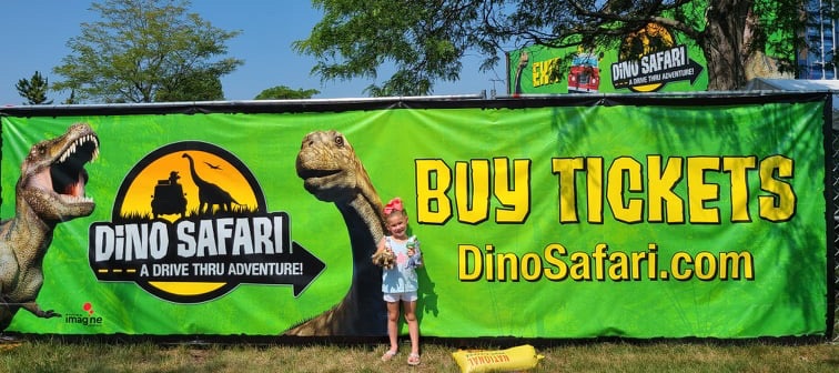 freehold raceway mall dino safari