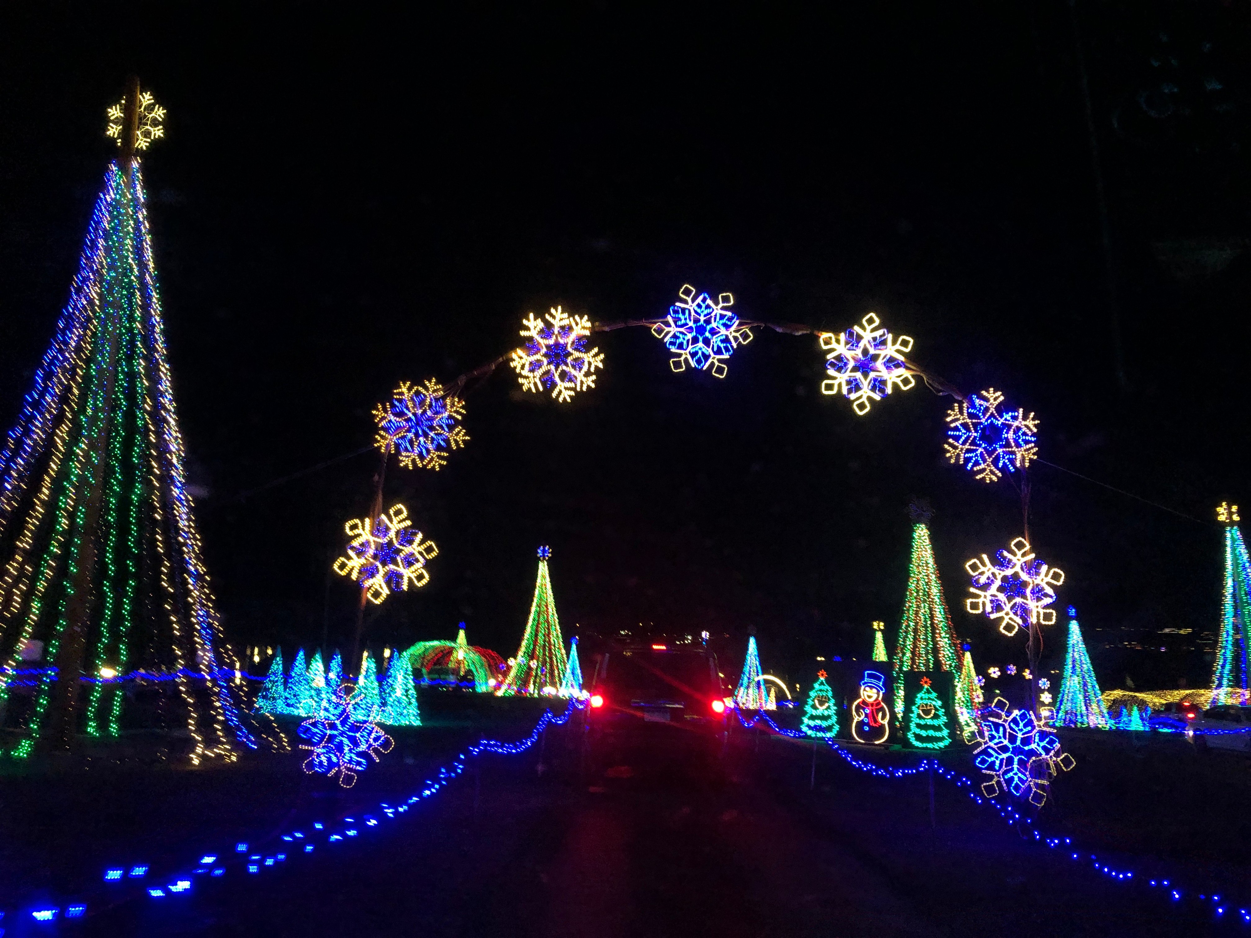 WIN! Christmas In Color Returns to Bandimere Speedway and Water World