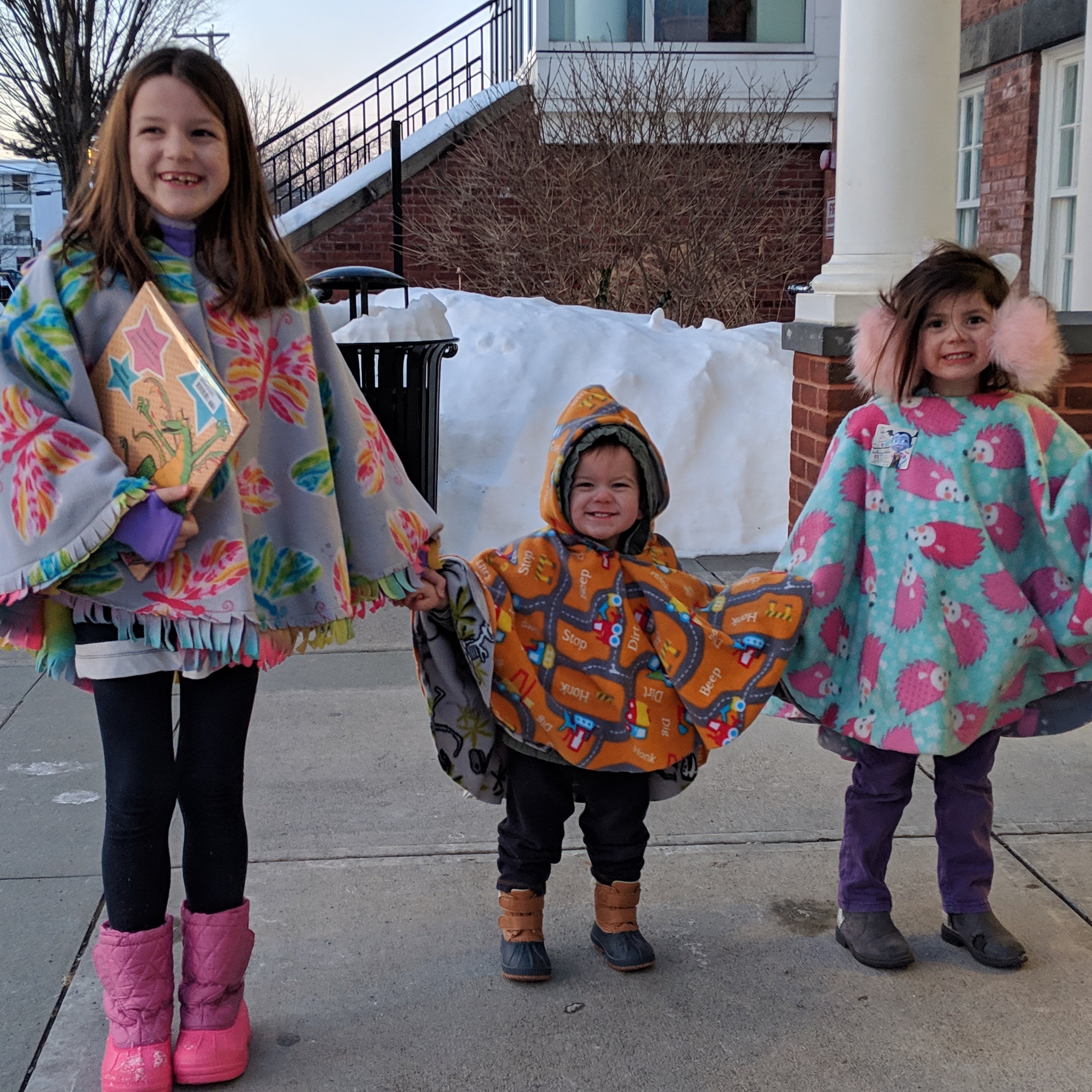 Carseat Poncho: Keeping Kids Warm and Safe During Winter