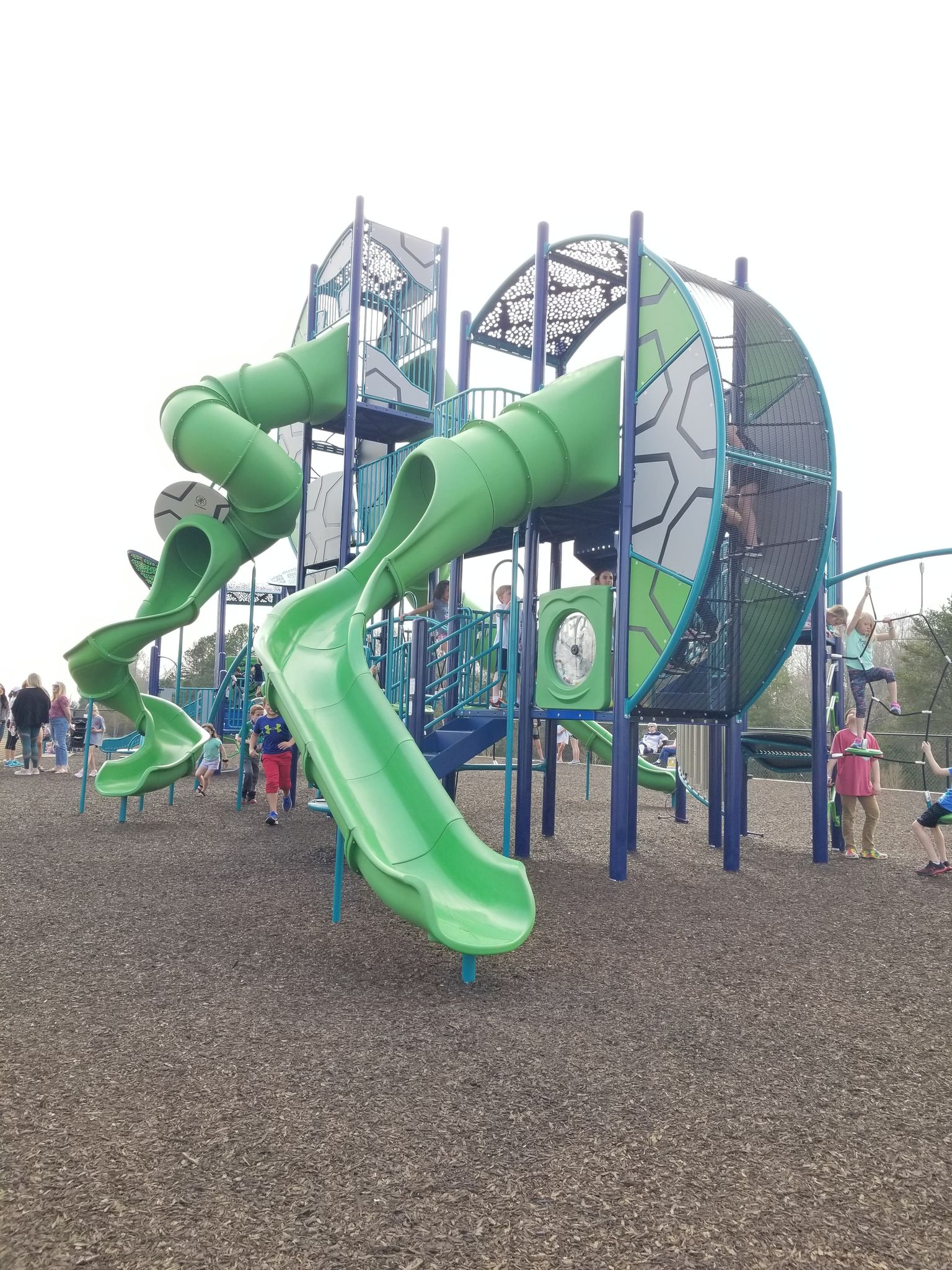 SouthPark Mall Attracts Families with Big Outdoor Playground
