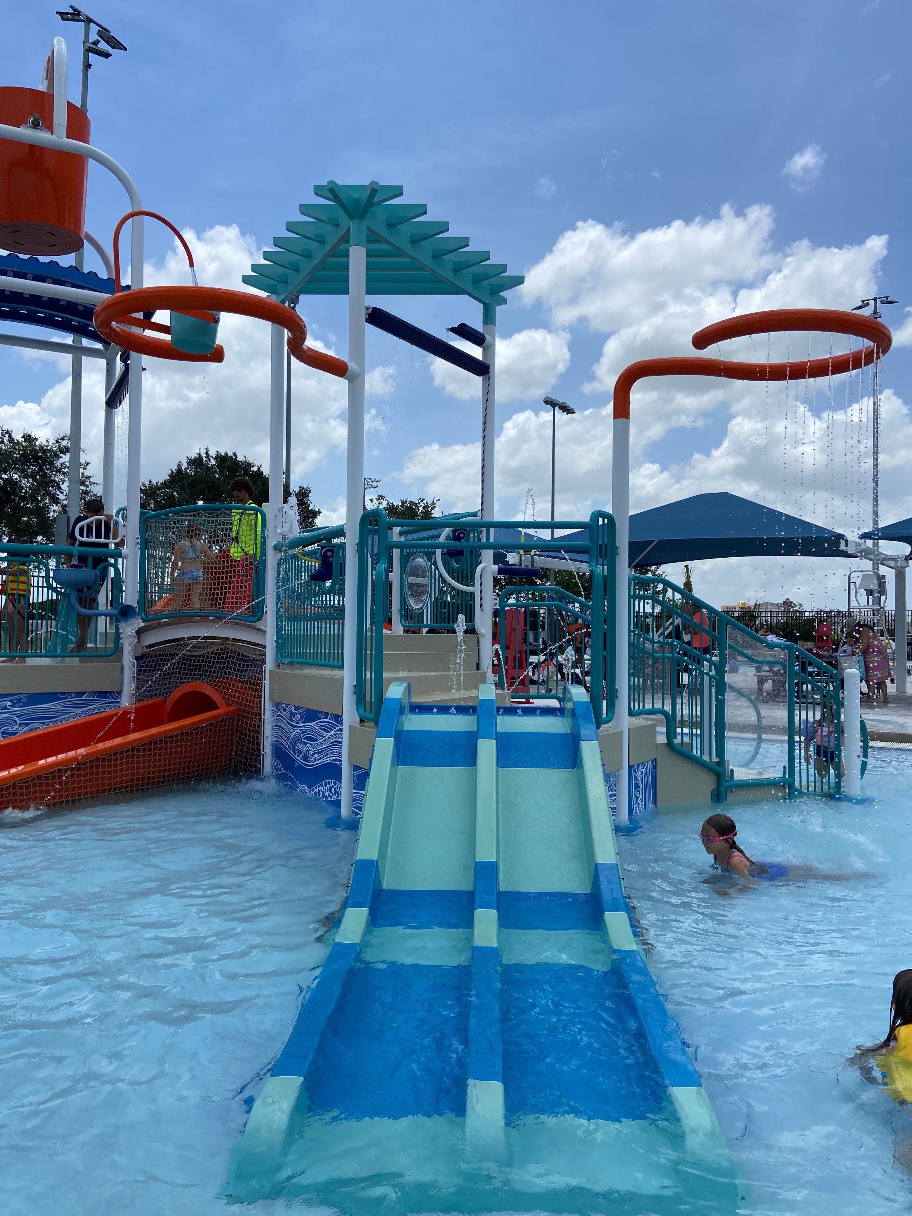 splash pad pools Bradenton Florida
