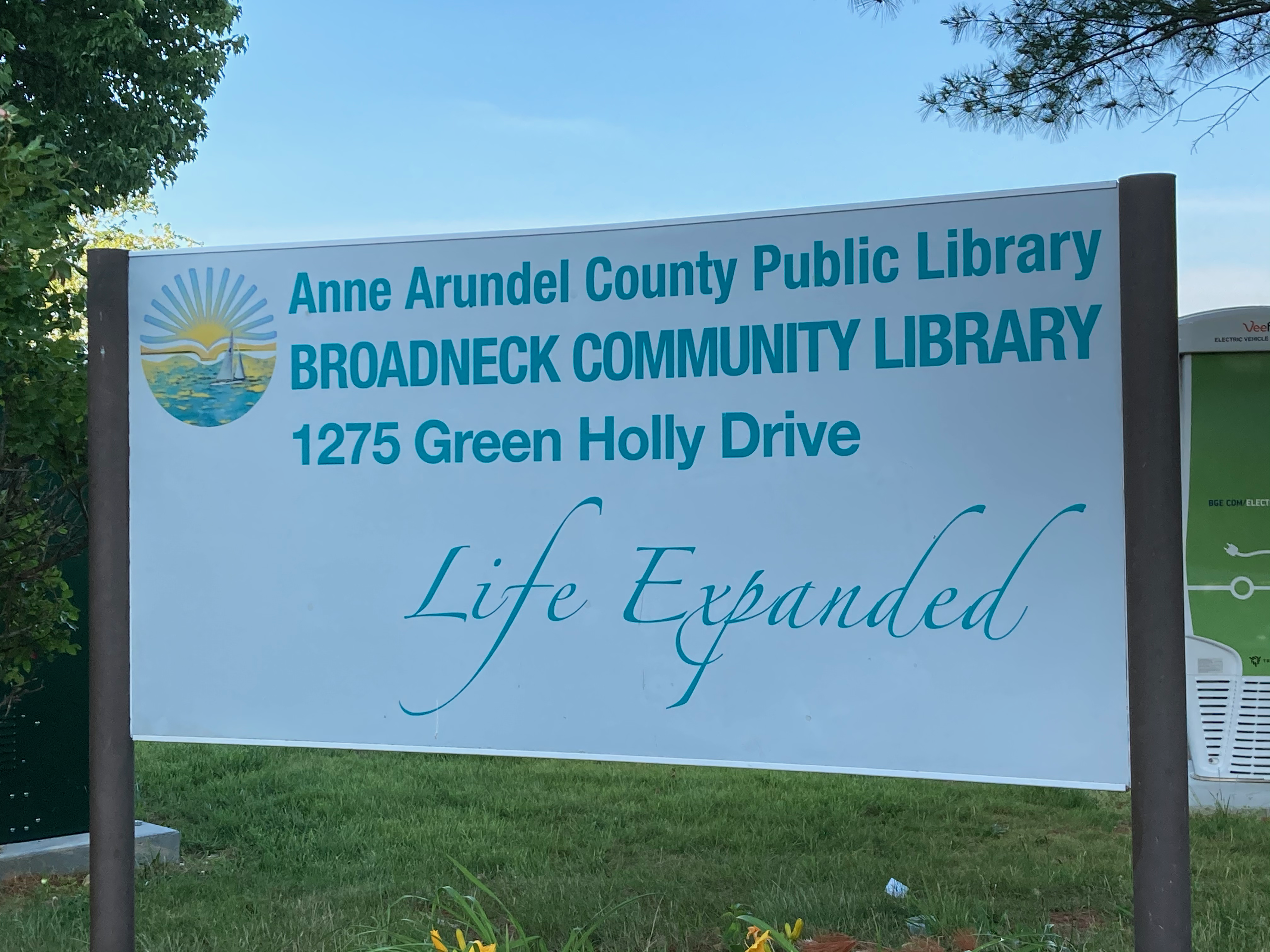 Broadneck Library