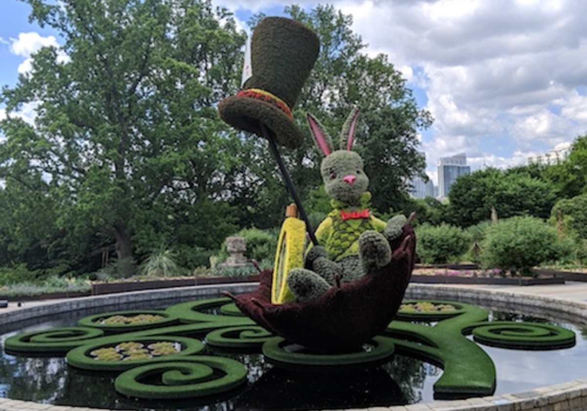 You can visit a super-cool 'Alice in Wonderland' garden in Atlanta right now