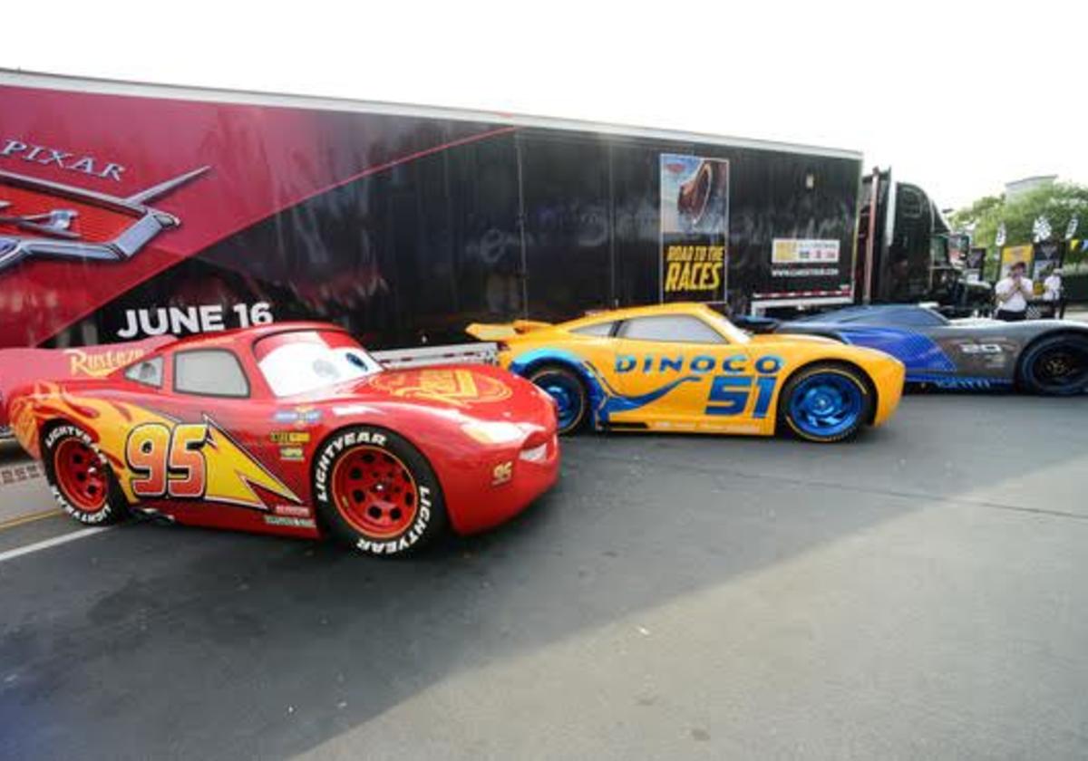 Disney Pixar's 'Cars 3' Unveils Life-Size Lightning McQueen