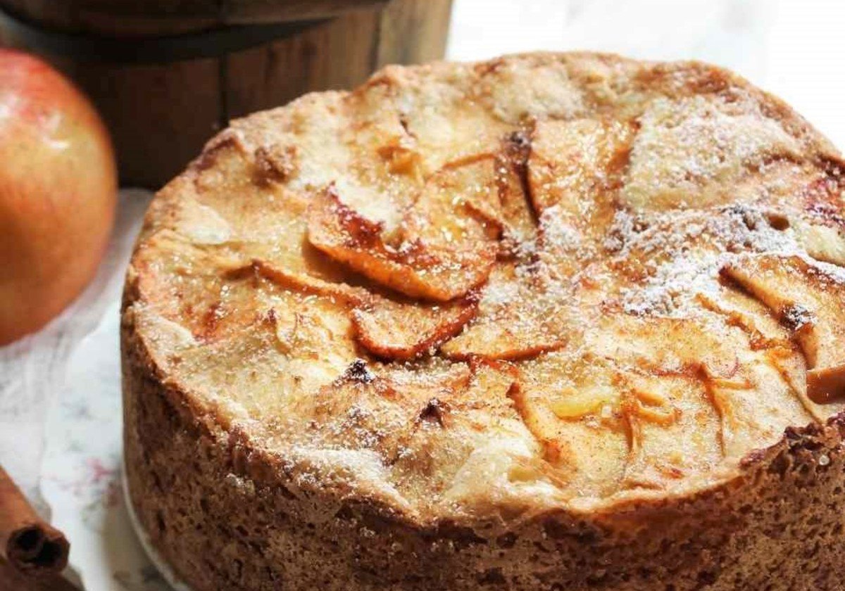 Sunken Apple Cake (Versunkener Apfelkuchen) | The Kitchn