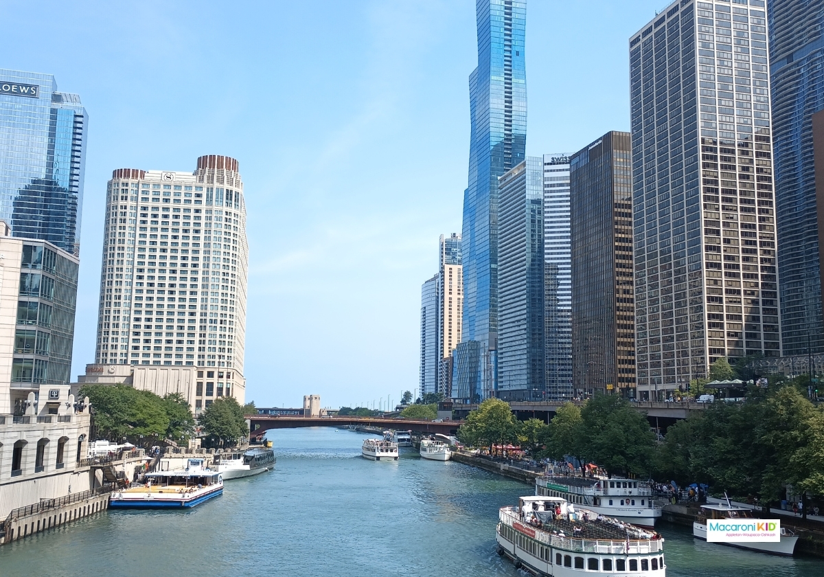 Five Fun Ways to Explore and Learn About the Iconic Chicago Skyline ...