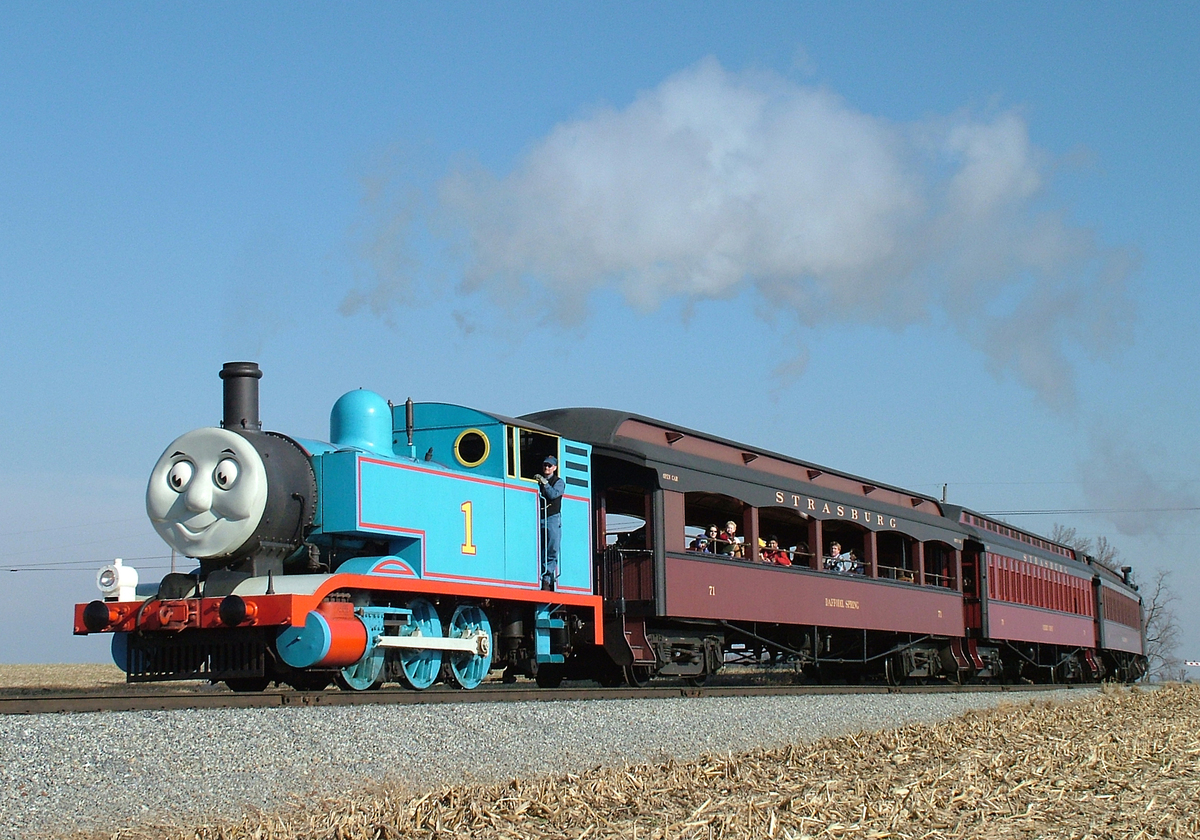 GIVEAWAY: DAY OUT WITH THOMAS BIG ADVENTURES TOUR PULLS INTO STRASBURG ...