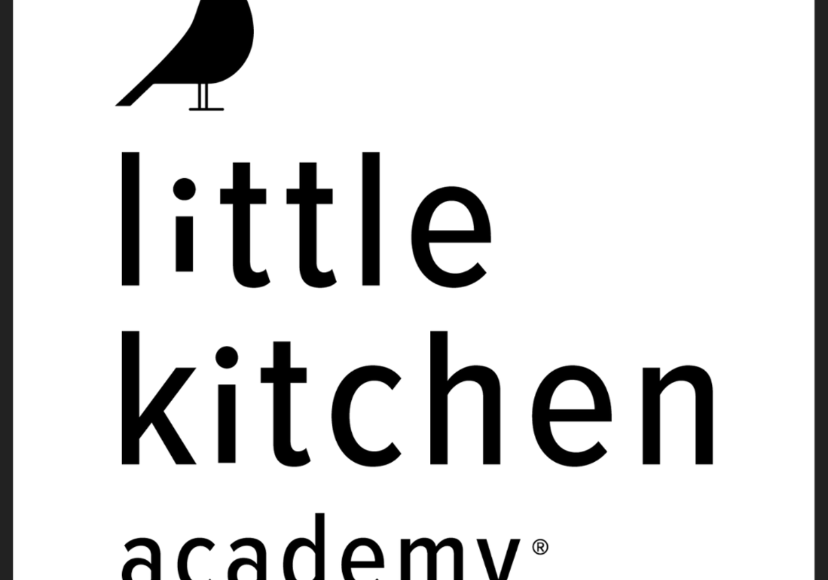 Little Kitchen Academy – White and Blue Press