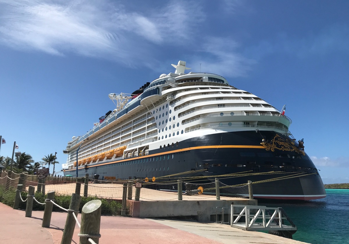 Disney Cruise Insider's Tips | Macaroni KID Family Travel