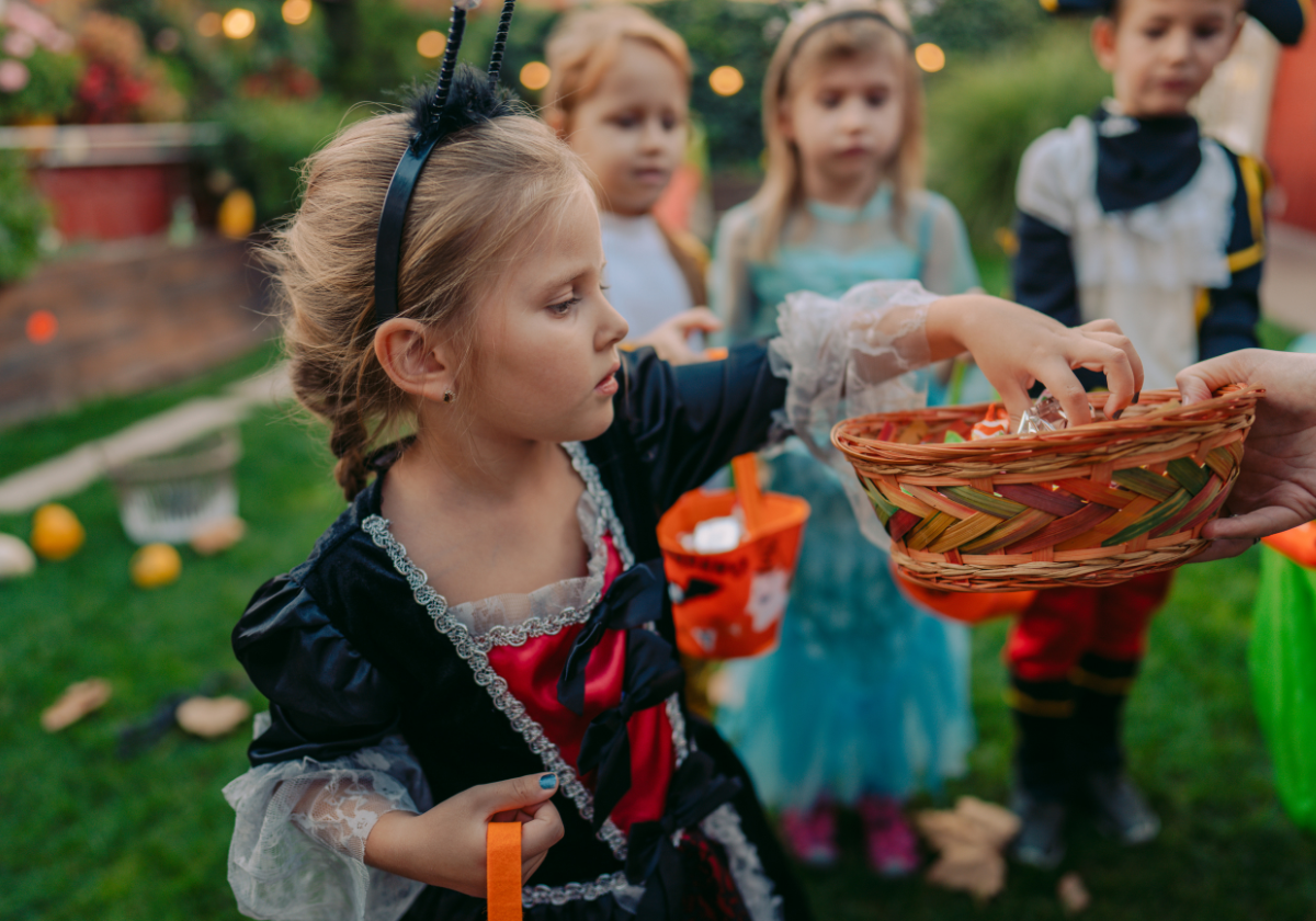 Halloween and TrickorTreating Safety Tips from the City of Worcester