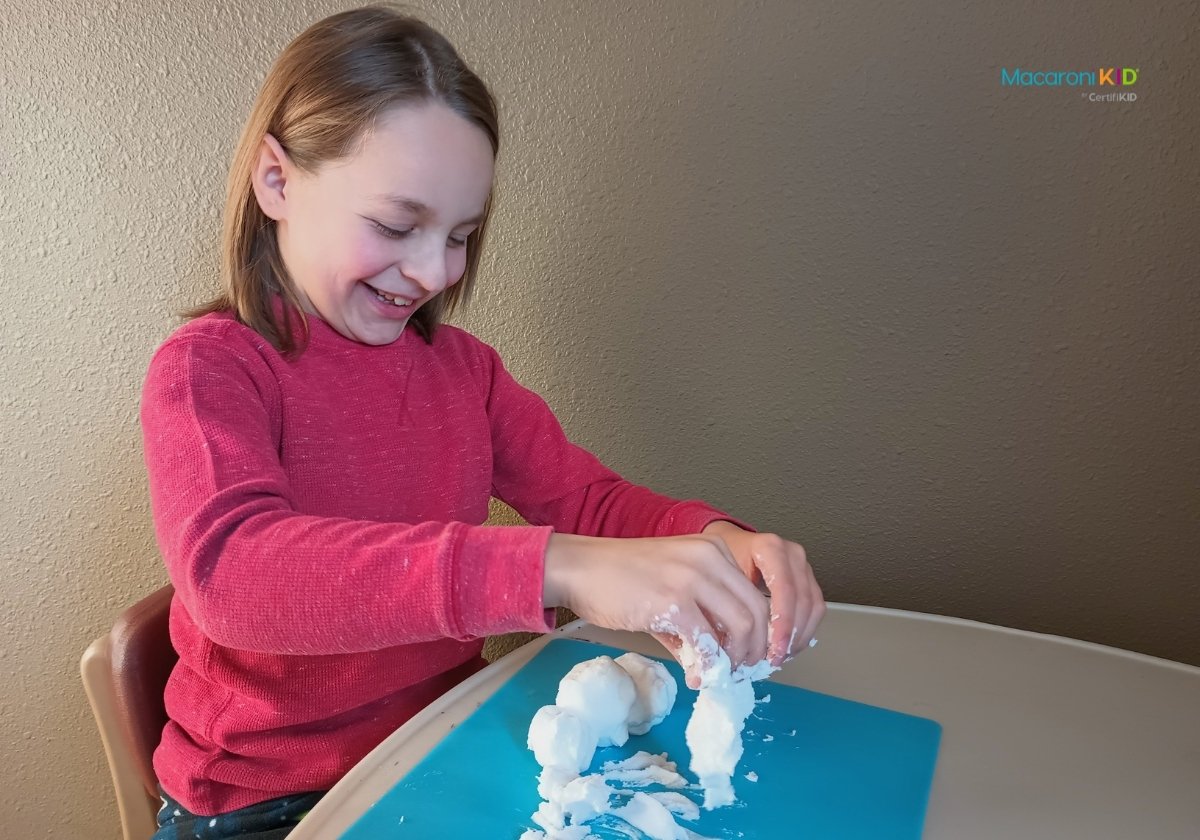 How To Make Fake Snow For Kids - we know stuff
