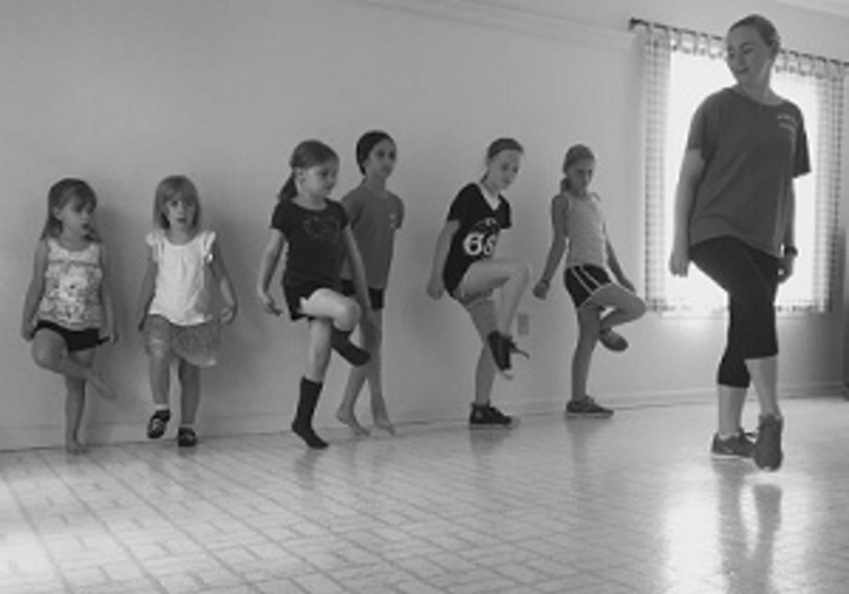 Kærlig Finde sig i buket REVIEW: The Duffy School of Irish Dance | Macaroni KID Frederick