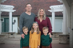 Alhorn Family | Macaroni Kid Wheaton, IL