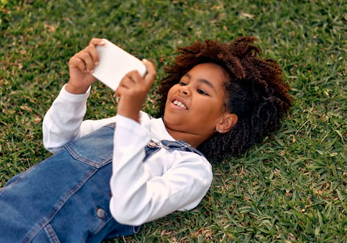 Child with cellphone