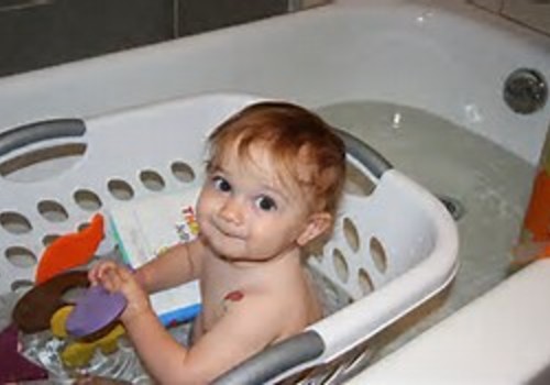 laundry basket bath time idea