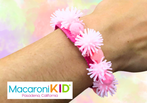 pom-pom friendship bracelet