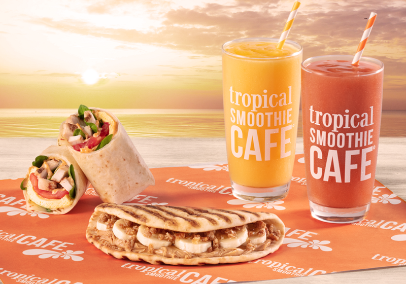 picture of two smoothies and two wraps