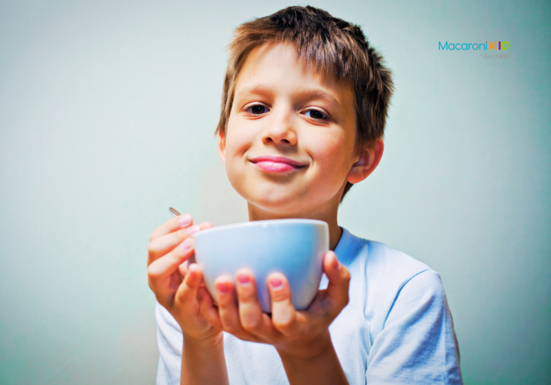 kid eating from a bowl