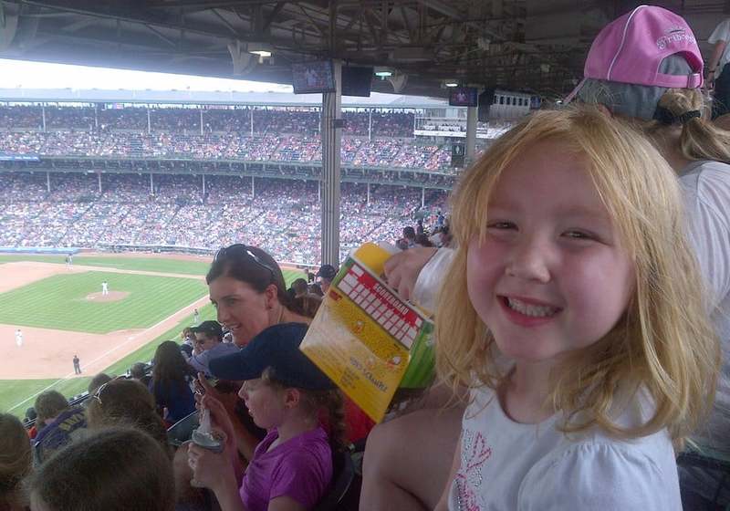 little girl at Cubs game