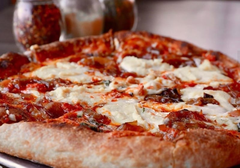 Indulge in the Best Fresh Pizza Grant Park on Sunday, February 9th