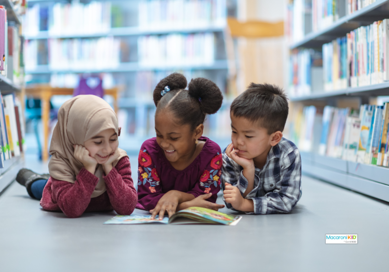 kids reading at the library