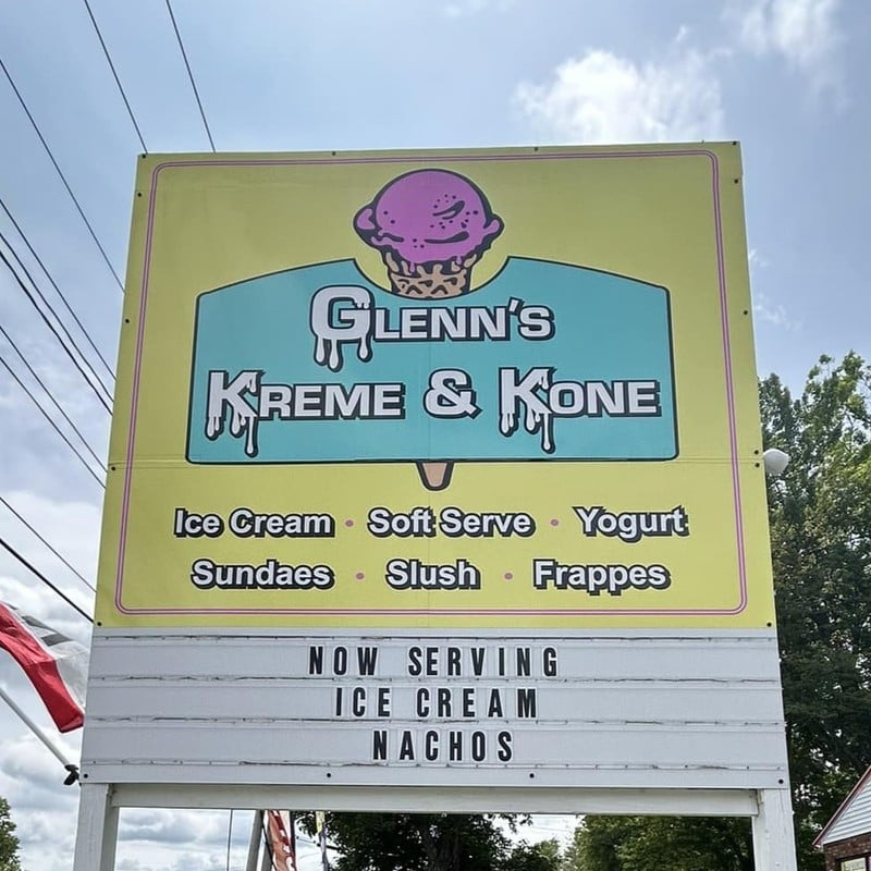 Glenn's Kreme & Kone Storefront Sign