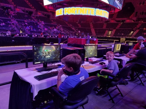 competitors take home 10 000 at fortnite battle royale esports event - fortnite tournament chicago