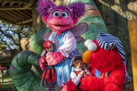 Meet Sesame Street Characters This Season At Busch Gardens Tampa Bay