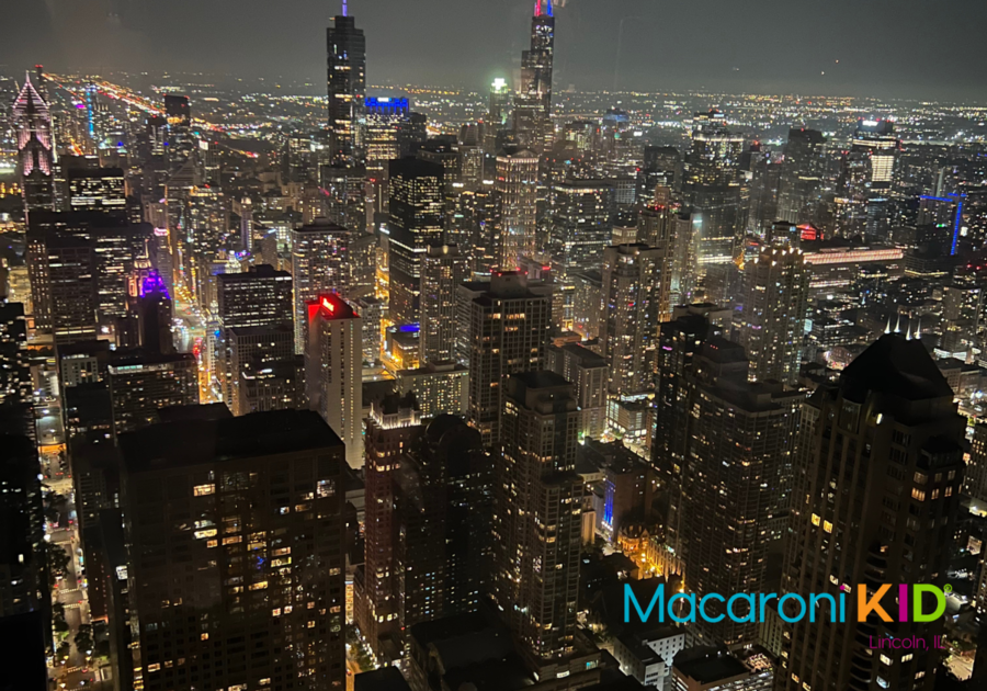 a view of the city of Chicago 1,000 feet up at night.