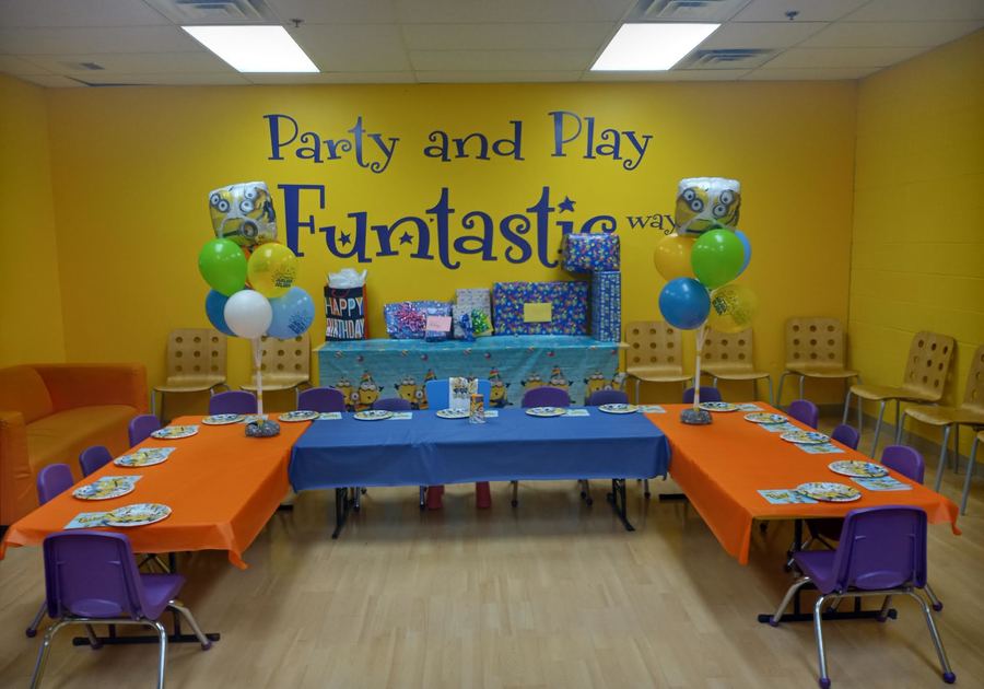 Picture of a party at Funtastic