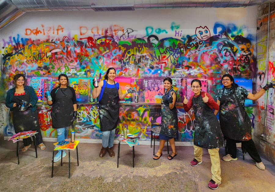 graffiti art class of women