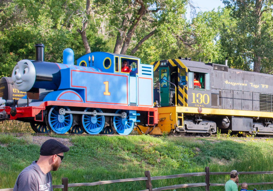 A Day Out with Thomas: The Party Train Tour August 13-15: Giveaway