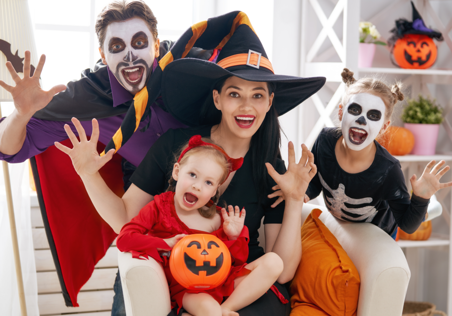 Halloween costumes for families