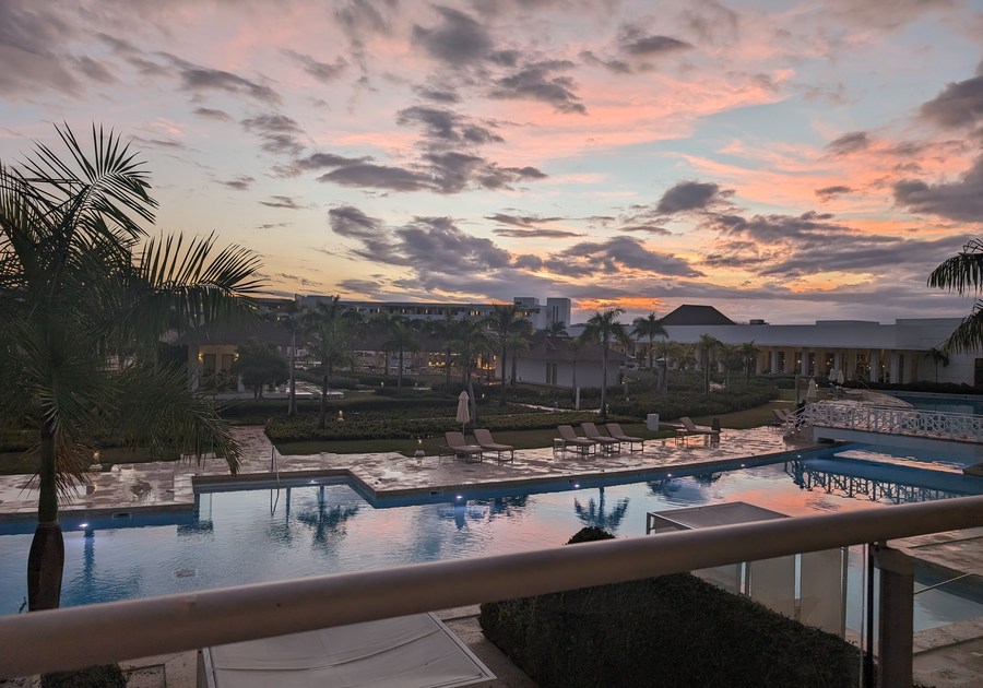 Sun sets on the beautiful Paradisus