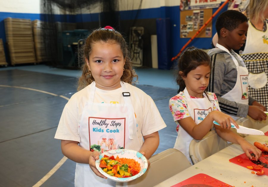 kids cooking