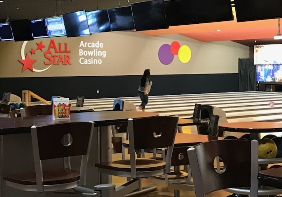 Silverdale bowling alley casino entertainment