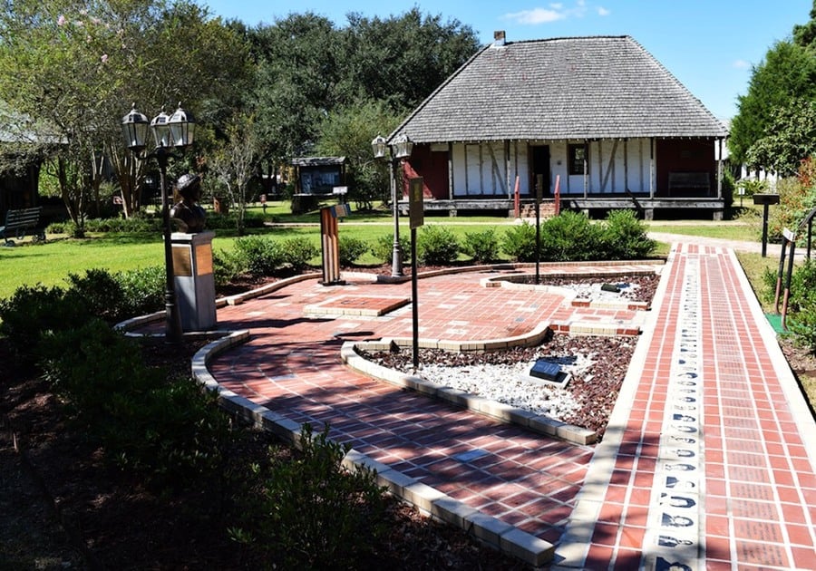 Le Vieux Village Heritage Park