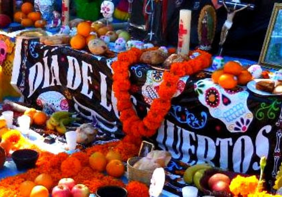 Solana Beach Celebrates Dia de los Muertos in Style at La Colonia Park