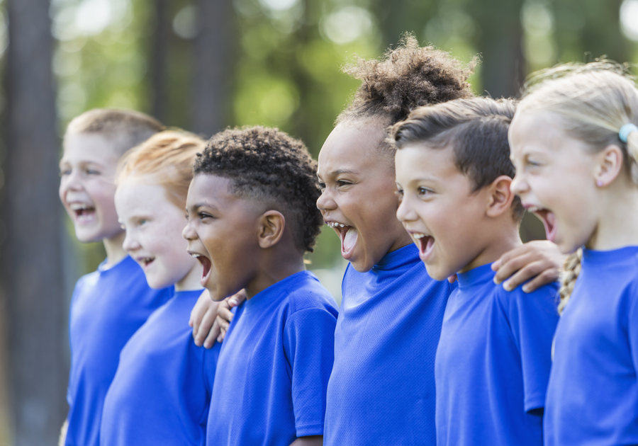 Kids cheering