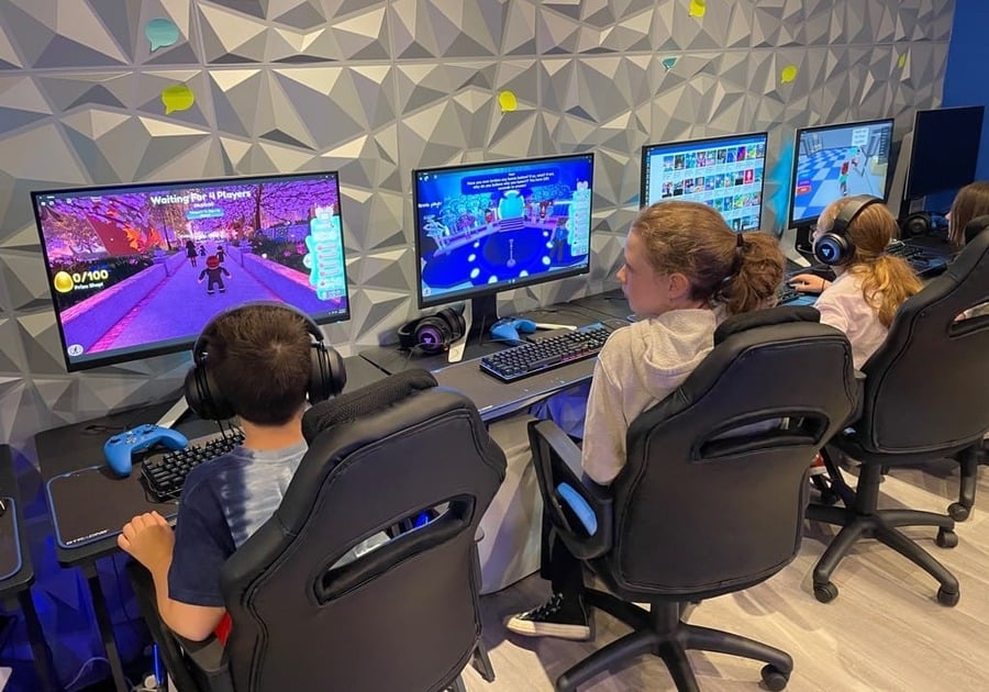 Kids Gaming at Uplink Studios