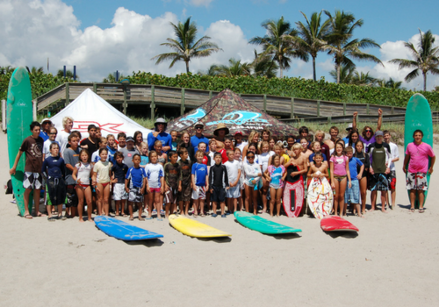 blue water surf group picture