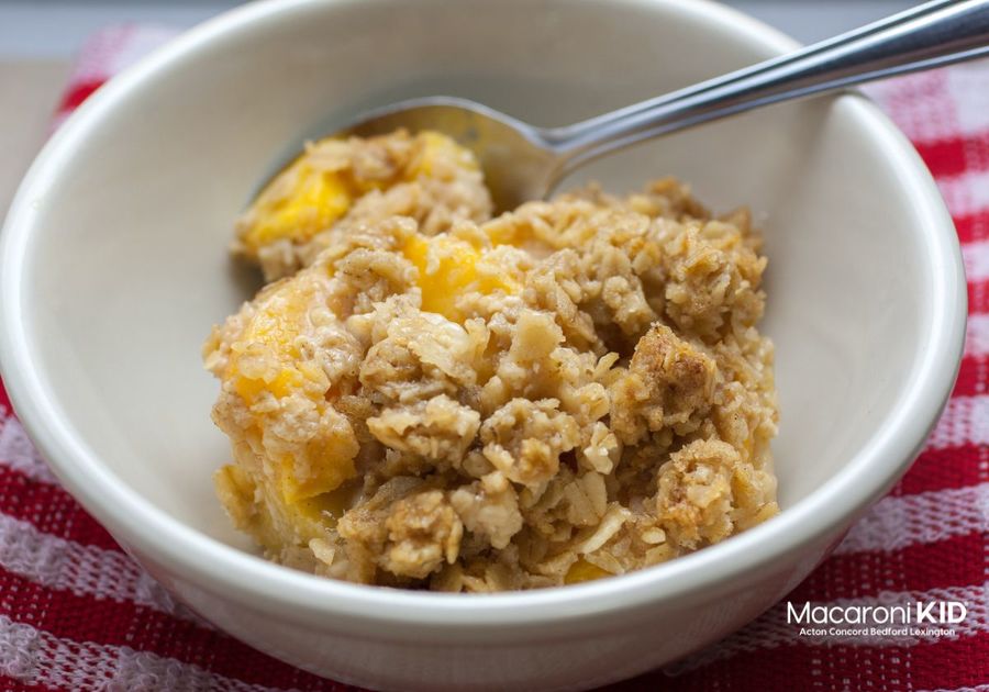 Peach and oatmeal dessert