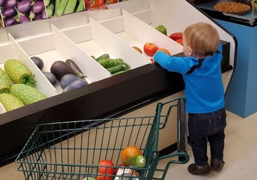 Grocery Shopping at The Discovery Center