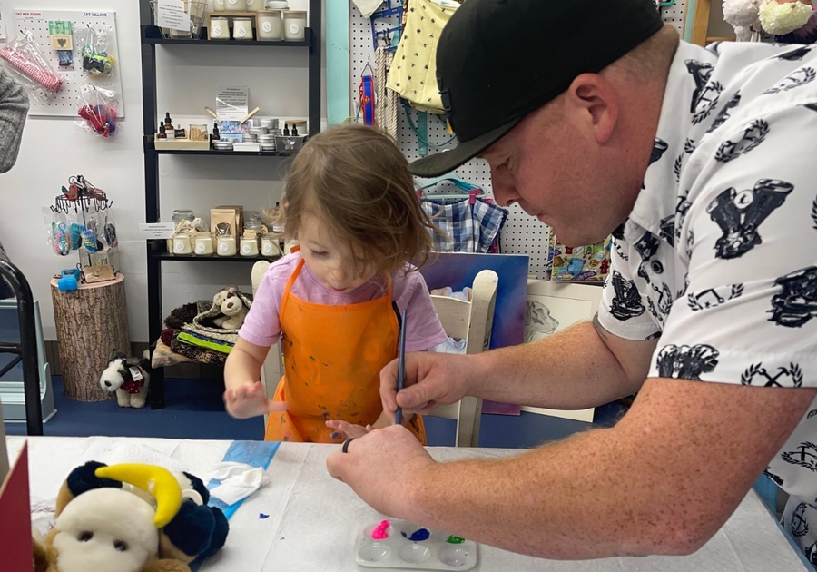 Toddler and Parent Painting at That Art Store