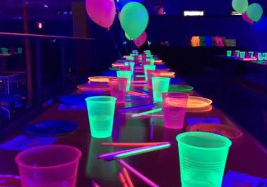 Glow party sky outlet zone