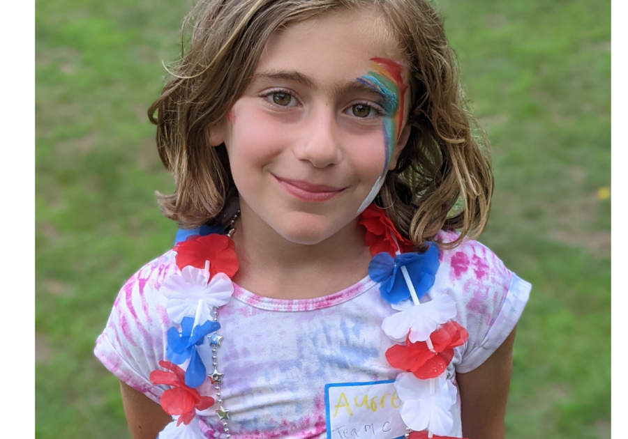 lei red white and blue girl