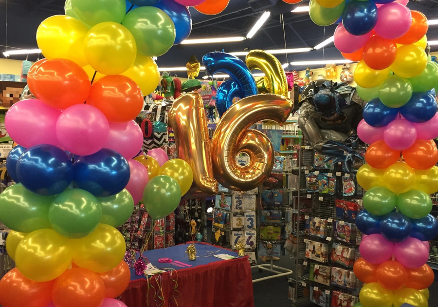 colorful ballon arch with inflatable numbers of 