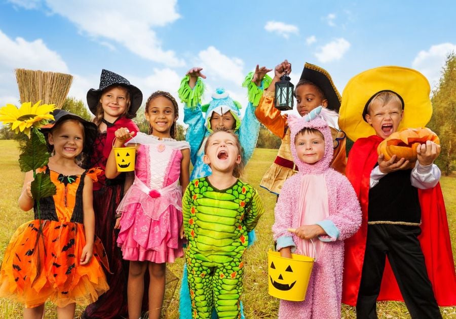 Burlington Library Costume Swap All Ages Until Oct31