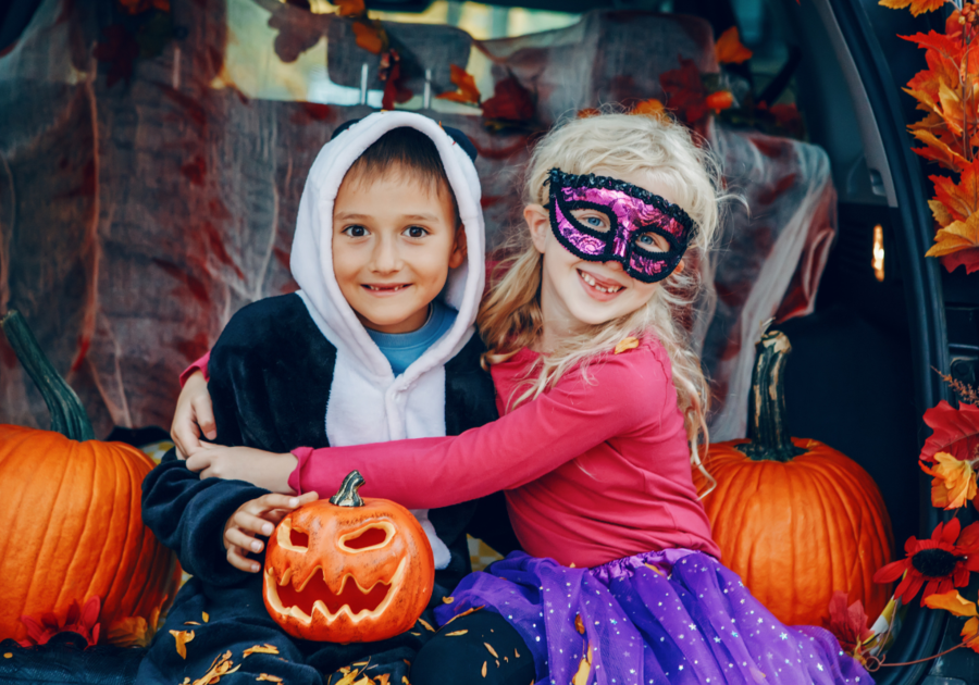 10 Ways to be More Inclusive to Trick or Treaters this Halloween 