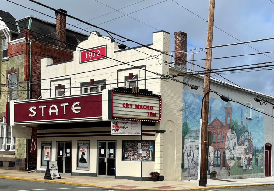 movie theater, live theater, historic